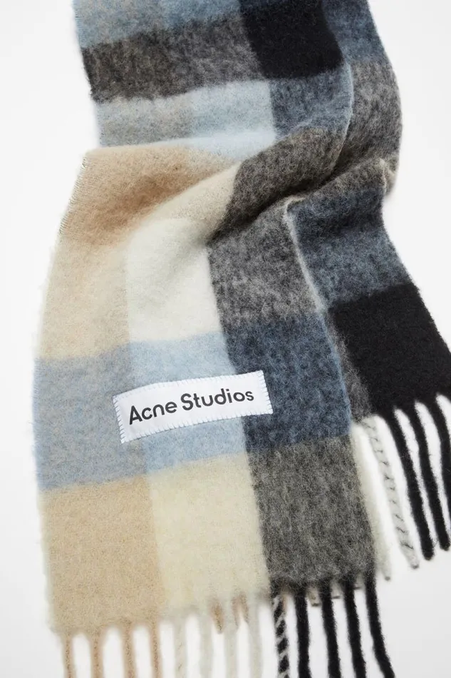 Acne Studios Mohair Checked Scarf Bluebeigeblack Women Scarves Acne Studios Mohair Checked Scarf Bluebeigeblack Women Scarves