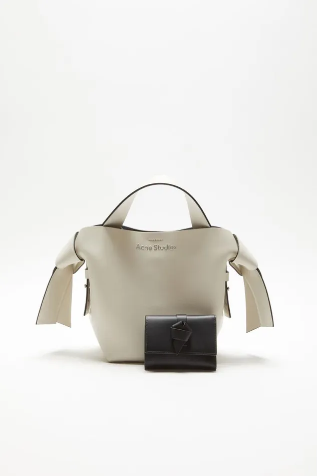 Acne Studios Musubi Folded Wallet Black Women Bags Acne Studios Musubi Folded Wallet Black Women Bags