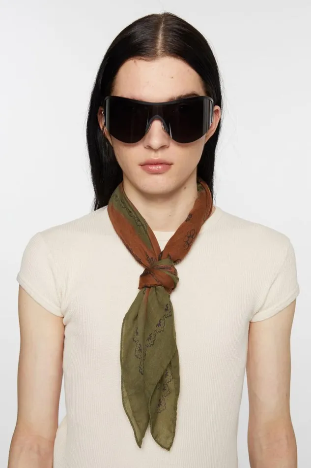 Acne Studios Print Light Wool Scarf Khaki Greenrust Orange Men Scarves Acne Studios Print Light Wool Scarf Khaki Greenrust Orange Men Scarves