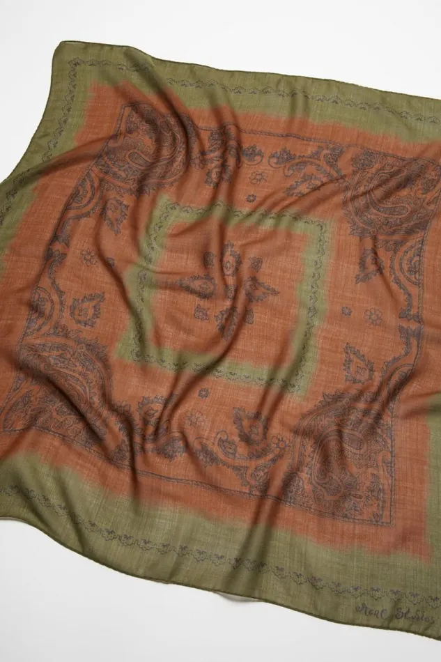 Acne Studios Print Light Wool Scarf Khaki Greenrust Orange Men Scarves Acne Studios Print Light Wool Scarf Khaki Greenrust Orange Men Scarves