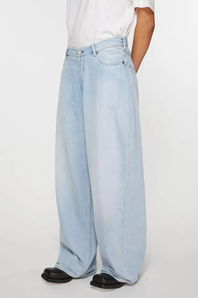 Acne Studios Super Baggy Fit Jeans 8211 2023F Mid Blue Women Jeans Acne Studios Super Baggy Fit Jeans 8211 2023F Mid Blue Women Jeans