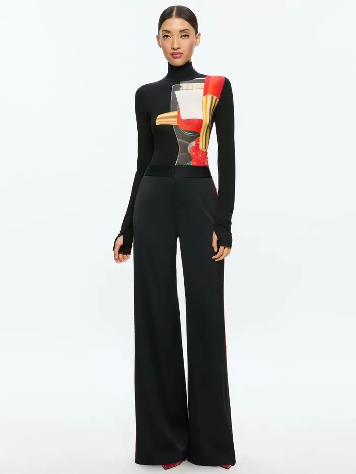 Alice Olivia AO X TOM WESSELMANN DELAINA LONG SLEEVE TURTLENECK TOP Still Life Women Tops