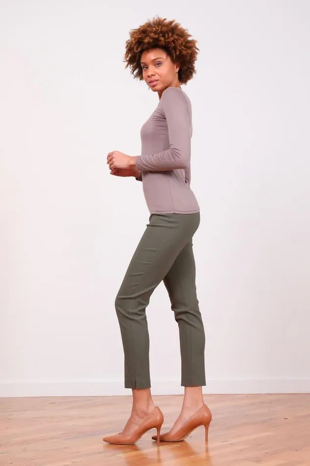Avenue Montaigne PARS Signature Olive Green Women Pants