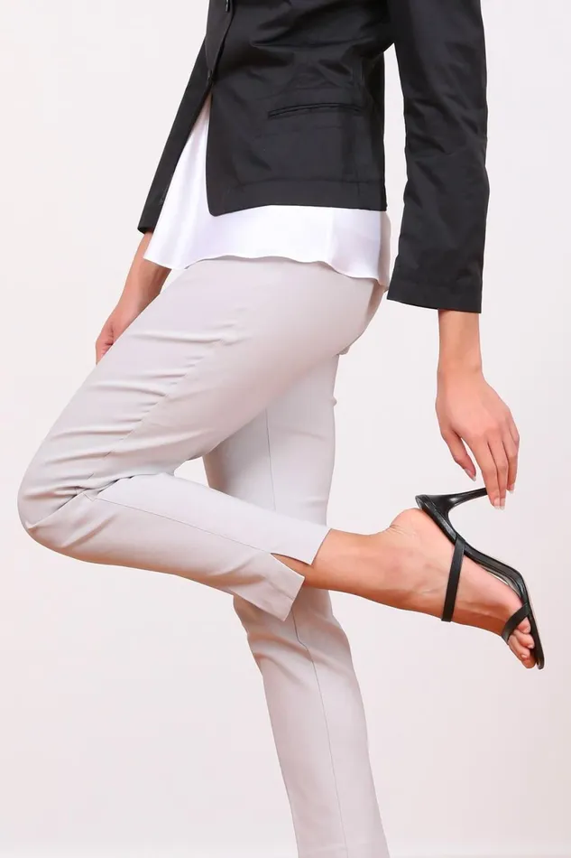Avenue Montaigne PARS Signature Silver Women Pants