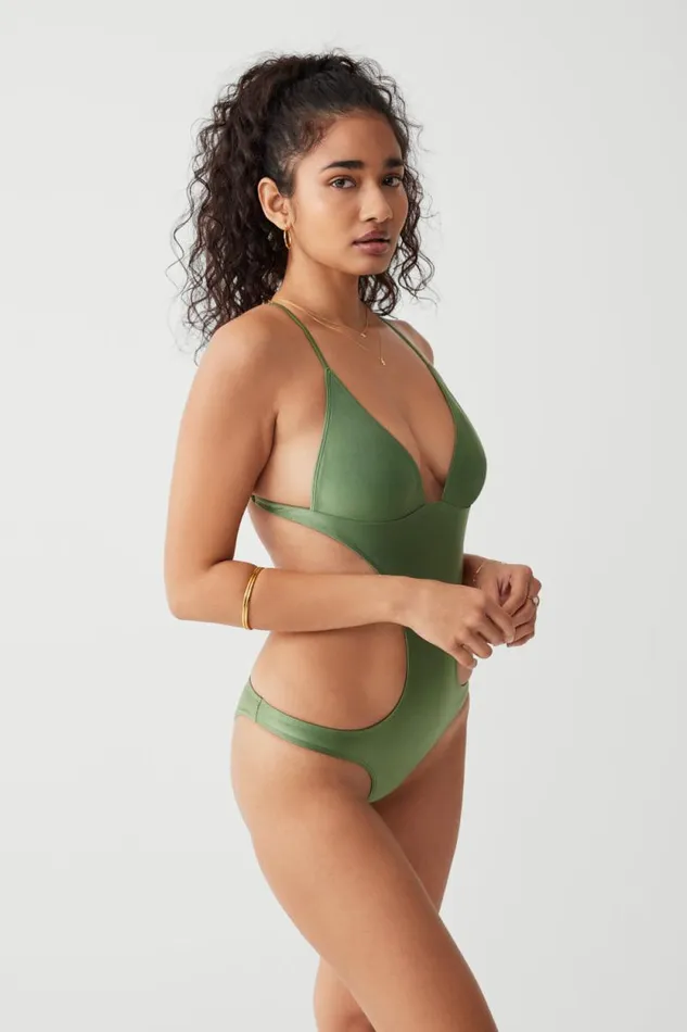 Frankies Bikinis One Pieces Women Cruise Monokini One Piece Swimsuit Sea Moss