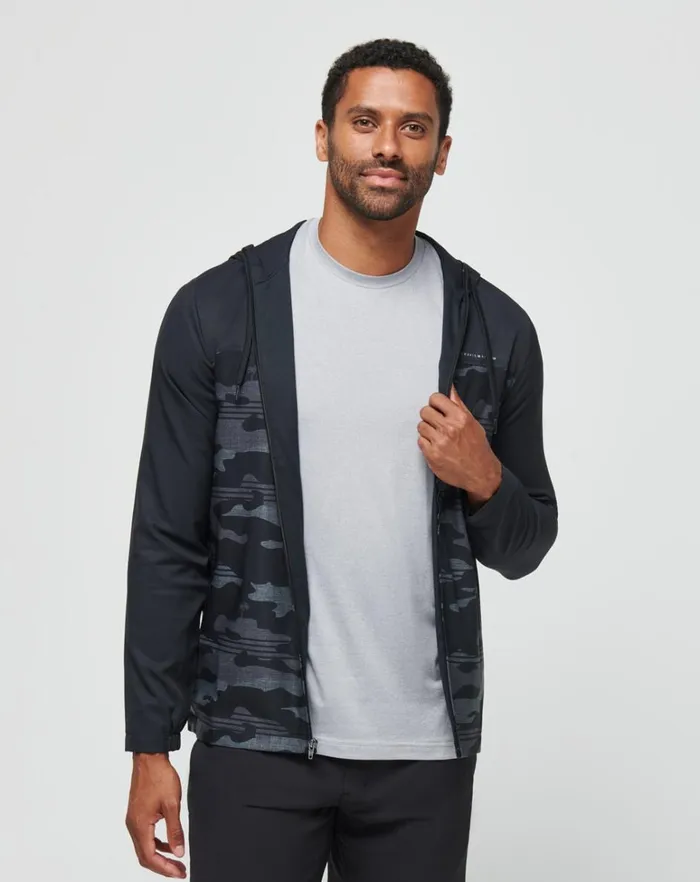 Men Hoodies and Sweatshirts TravisMathew CAMO TECH HOODIE Black Men Hoodies and Sweatshirts TravisMathew CAMO TECH HOODIE Black