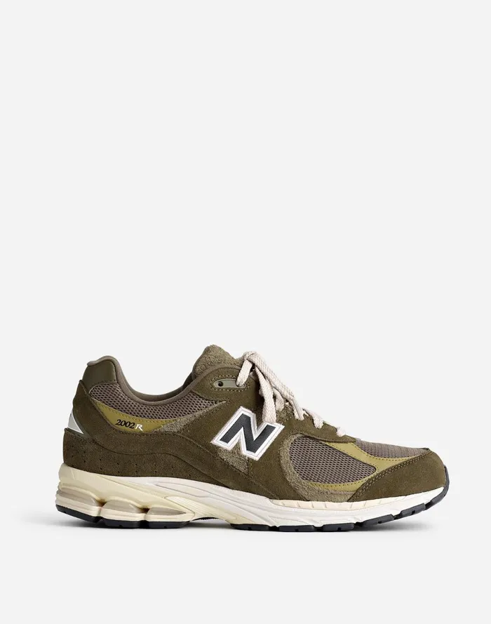 Men Sneakers Madewell New Balance 2002R Sneakers Dark Moss Covert Green