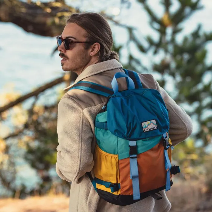 Passenger Clothing Boondocker Recycled 26L Backpack Multi Colour WomenMen Backpacks and Bags