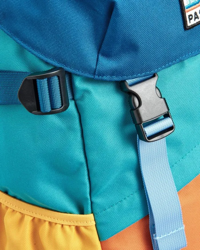 Passenger Clothing Boondocker Recycled 26L Backpack Multi Colour WomenMen Backpacks and Bags