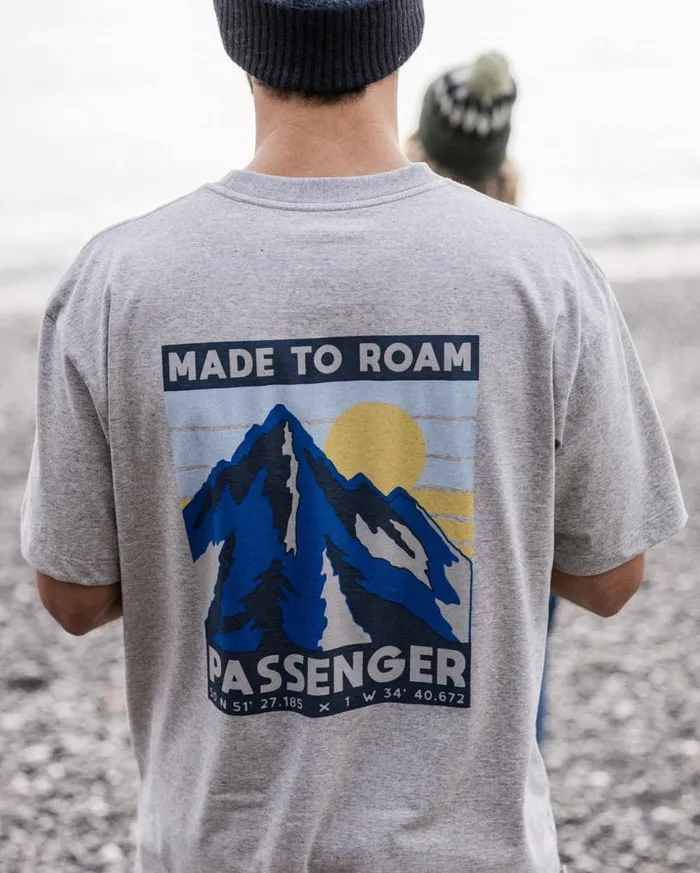 Passenger Clothing Distance Organic Relaxed Fit TShirt Grey Marl Men TShirts and Vests