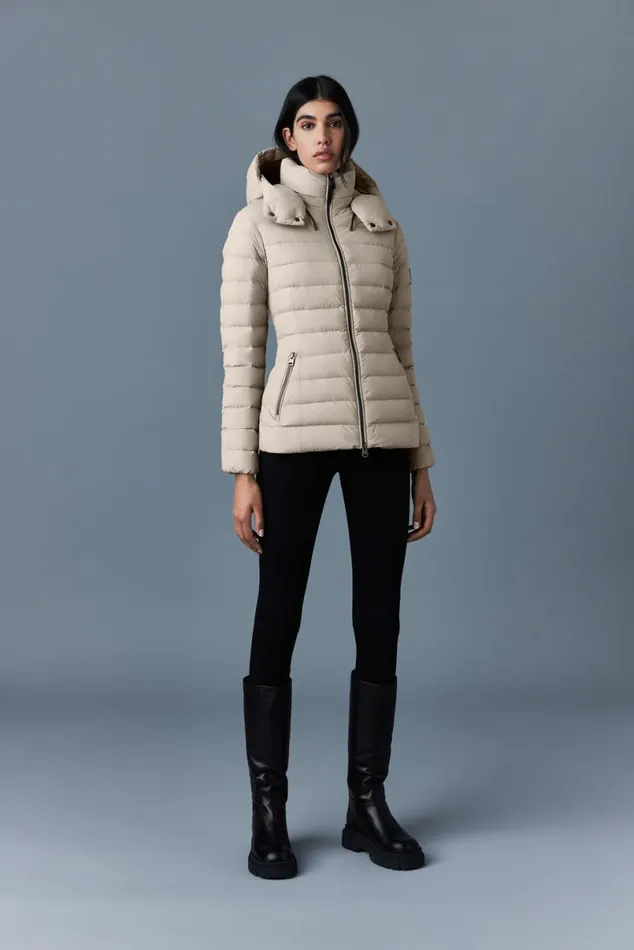Puffers Women Mackage MICHI Agile360 Stretch Light Down Jacket With Hood Black Puffers Women Mackage MICHI Agile360 Stretch Light Down Jacket With Hood Black