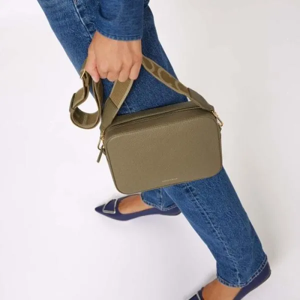 Tebe Medium Laurel Green Women Coccinelle Crossbody Bags Tebe Medium Laurel Green Women Coccinelle Crossbody Bags