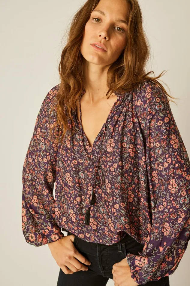 Tops Shop Natalie Martin PENNY BLOUSE Petite Fleur Aubergine