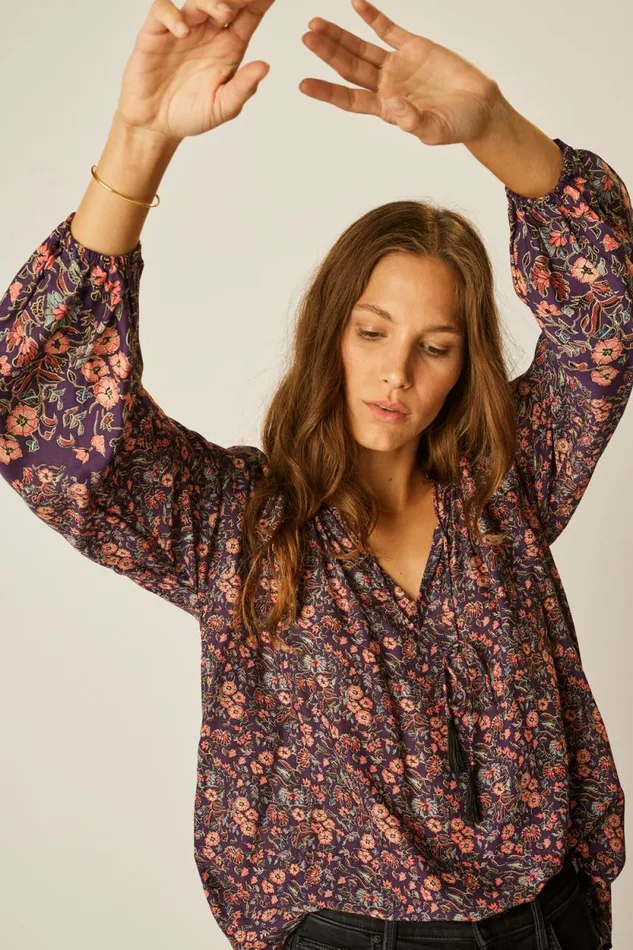 Tops Shop Natalie Martin PENNY BLOUSE Petite Fleur Aubergine