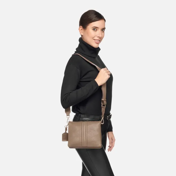 Woman Geox Bags CLARISSY WOMAN Taupe Crossbody Bag Taupe