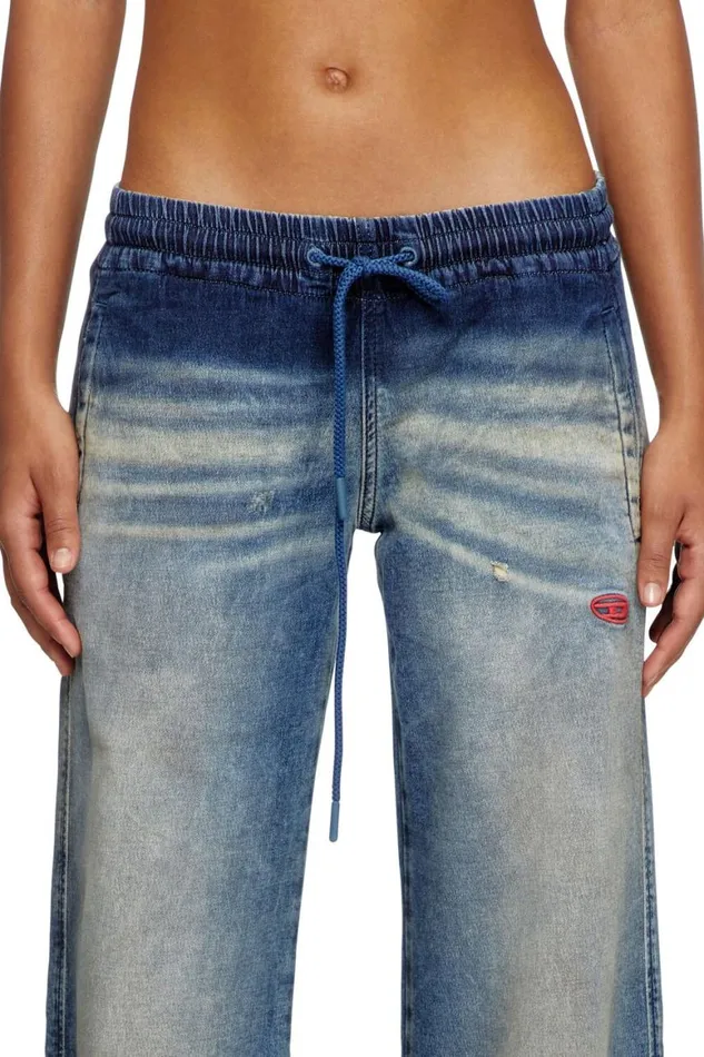 Women Diesel Jeans Relaxed 2078 DAinty Joggjeans 068PQ Medium Blue Women Diesel Jeans Relaxed 2078 DAinty Joggjeans 068PQ Medium Blue