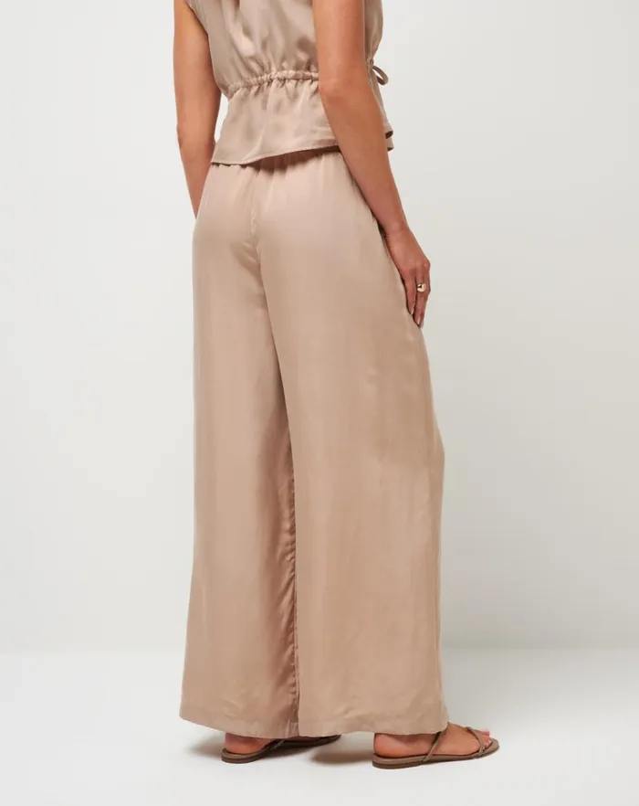 Women Pants TravisMathew CHARDONNAY SUNDAY PANT Almondine