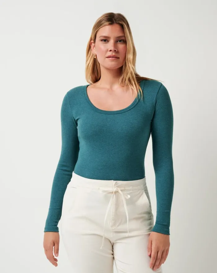 Women Shirts and Tops TravisMathew CLOUD RIB RETREAT LONG SLEEVE TOP Heather Atlantic Deep Women Shirts and Tops TravisMathew CLOUD RIB RETREAT LONG SLEEVE TOP Heather Atlantic Deep