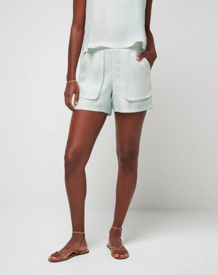 Women Shorts TravisMathew TROPIC WINDS SHORT Dusty Aqua