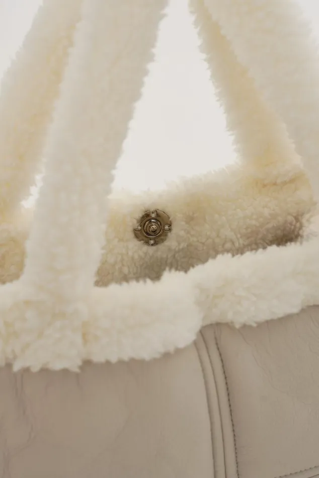 Women ZOEY Sherpa Leather Tote Boneecru LAMARQUE Bags Women ZOEY Sherpa Leather Tote Boneecru LAMARQUE Bags